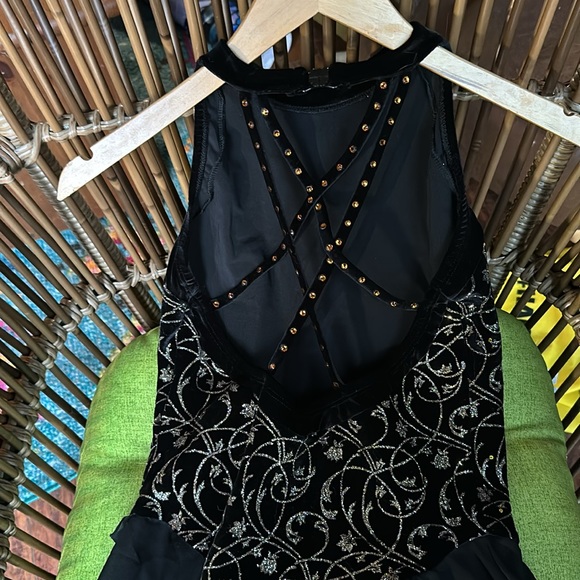 Ice dance dress Women’s Large in black & gold with added Swarovski crystals - Picture 6 of 10